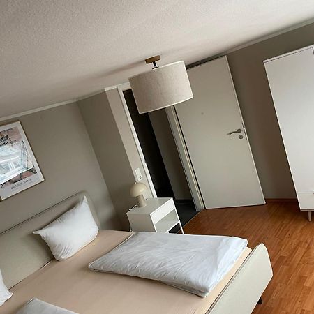 וירצבורג Homie Stay Schiestlstrasse - Moderne Dachgeschosswohnung Mit 2 Schlafzimmern מראה חיצוני תמונה